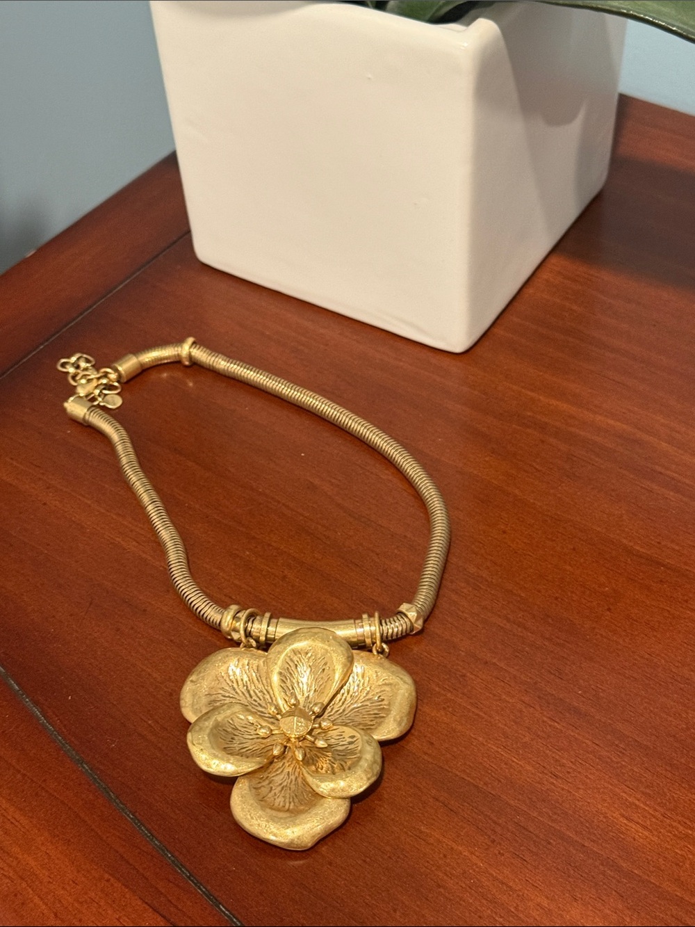 Gold Floral Statement Necklace - Women Jewelry